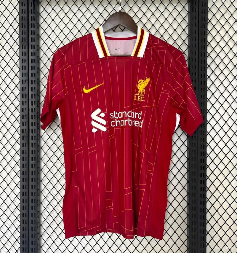 Liverpool 24-25 Home