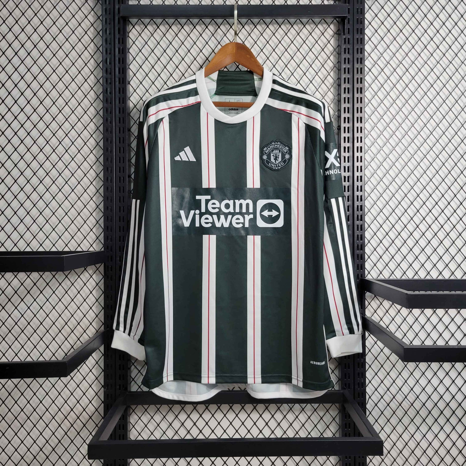 Camisa Manchester United III Manga Longa 23/24 - Versão Torcedor