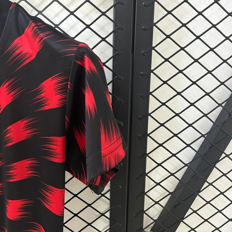 Camisa Flamengo Pré-Jogo 25/26 - Feminina