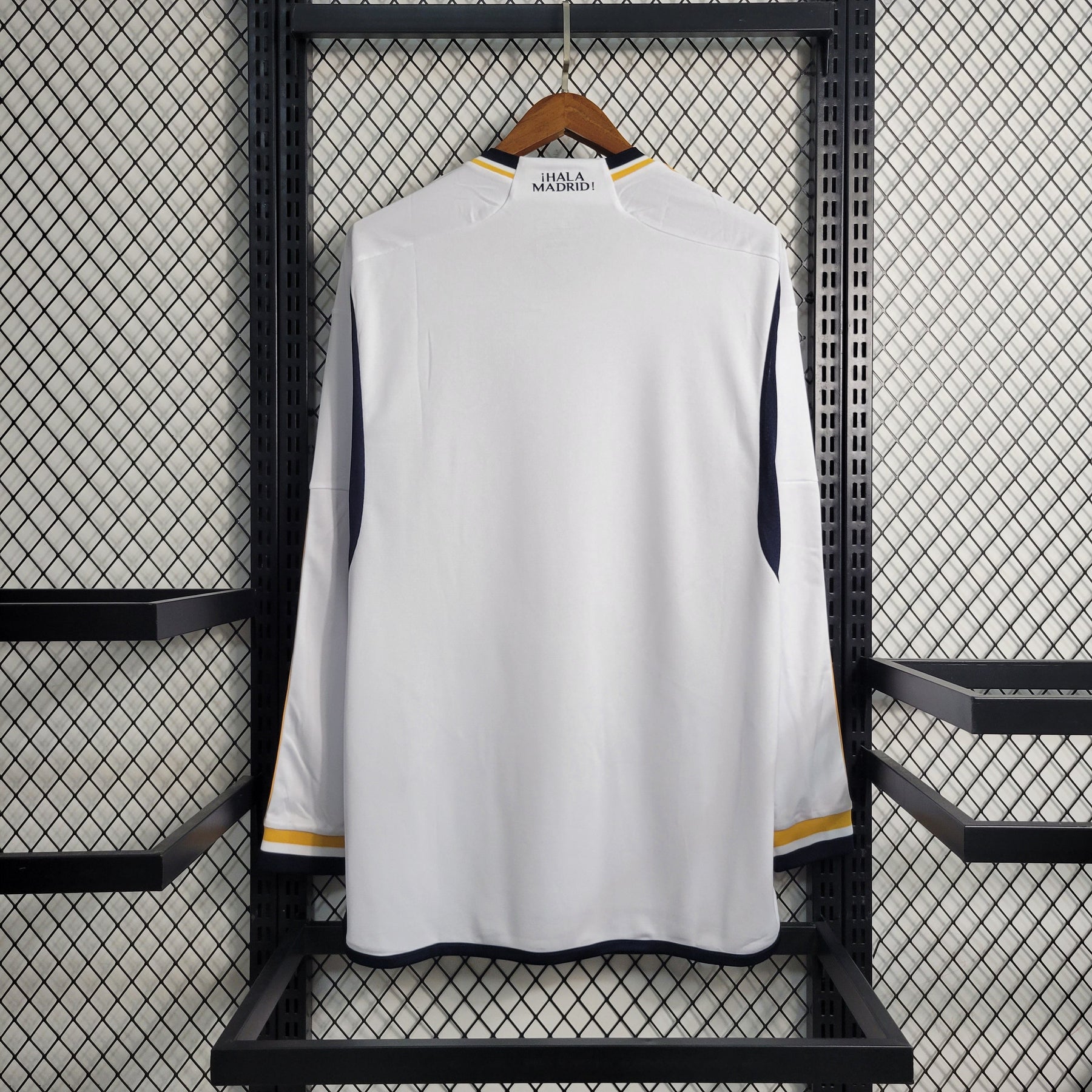 Camisa Real Madrid Home Manga Longa 23/24 - Adidas Torcedor Masculina - Torcedor